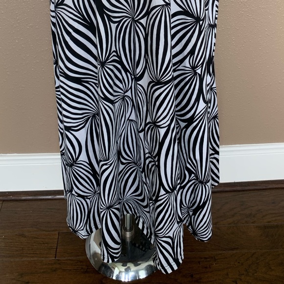 JOYOUS & FREE Black & White Halter Dress MED - Picture 6 of 6